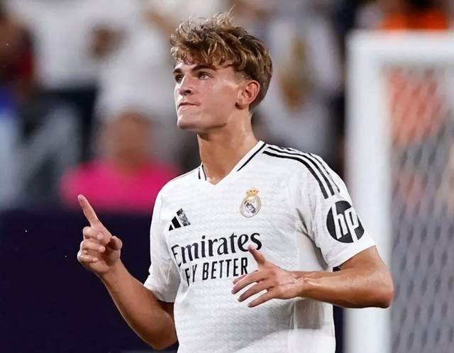 国冰壶的技 国冰壶的技