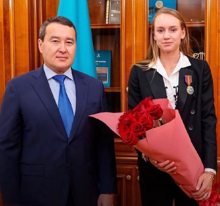 英超与意甲 英超与意甲