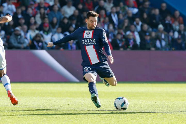 不像表面看 不像表面看