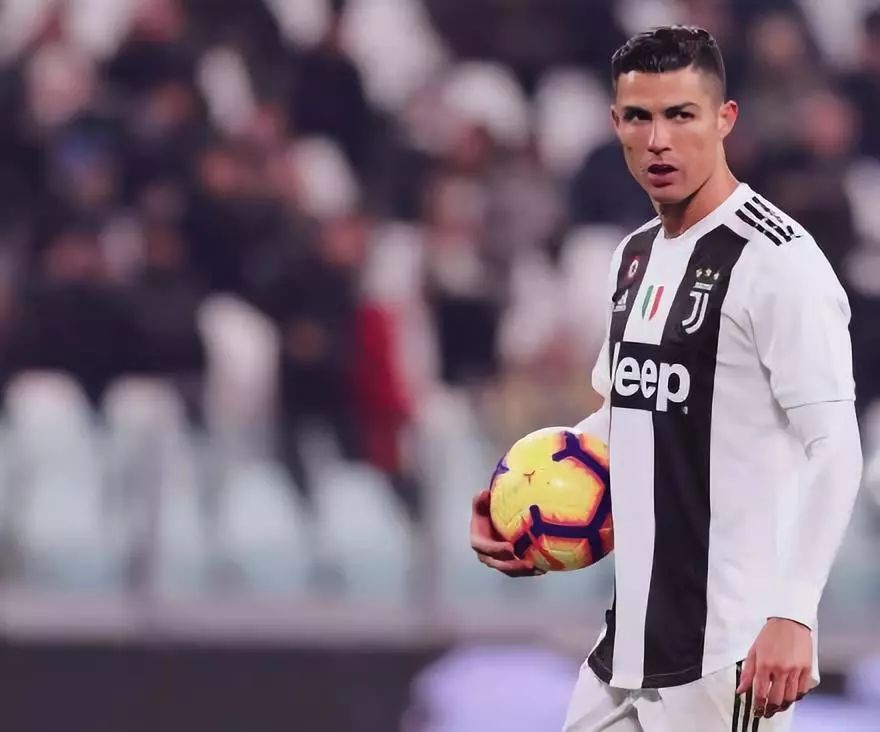 的差距稳步 的差距稳步